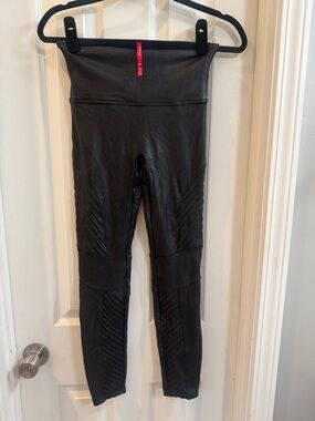 SPANX Faux Leather Moto Leggings MP Medium Petite